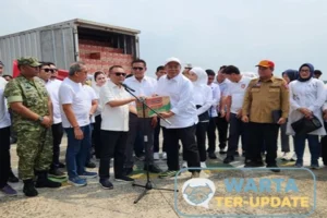 Pimpinan DPR Kirim Bantuan ke Pengungsi Banjir Aceh–Sumatera