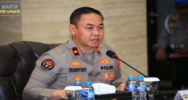 Polri Buka Posko Bencana Sumatera Ajak Warga Gotong Royong