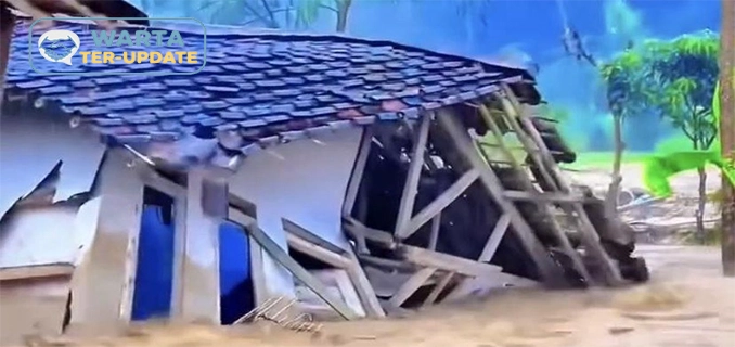 Banjir Bandang Sukabumi Menghancurkan Rumah & Ternak Warga