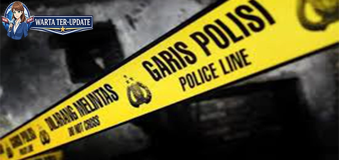 Heboh! Pria Mabuk Naik Rumah Warga Jaksel Atap Sampai Bolong