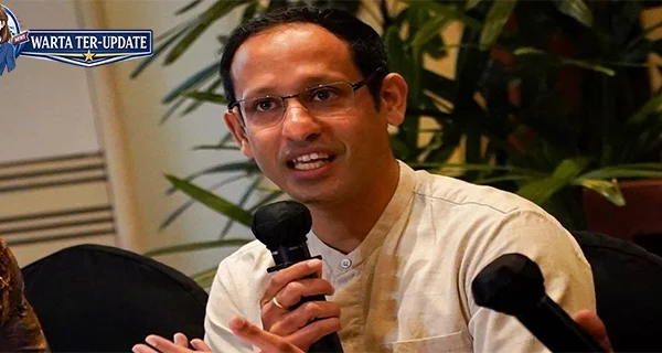 Jaksa Ungkap Nadiem Masalah Chromebook Pilih 'Trust the Giant'