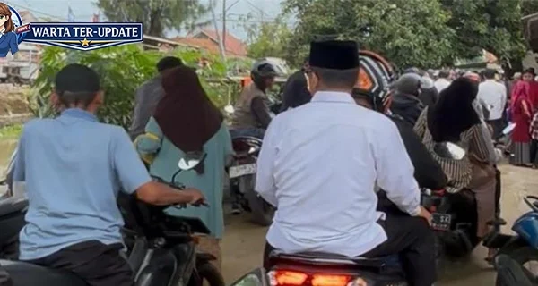 Zulhas & Yandri Naik Motor Panen Bareng Prabowo Karawang